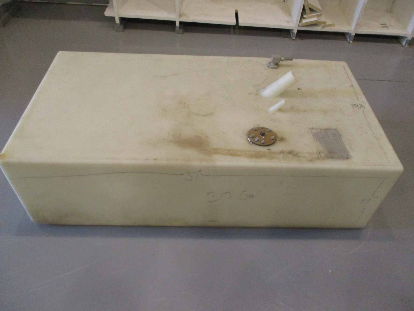 plastic tanks for boats marine plastic boat gas tank 37 quot x 19 1 4 quot x 11 quot 30 gal plastic tanks for boats marine plastic boat gas tank 37 quot x 19 1 4 quot x 11 quot 30 gal
