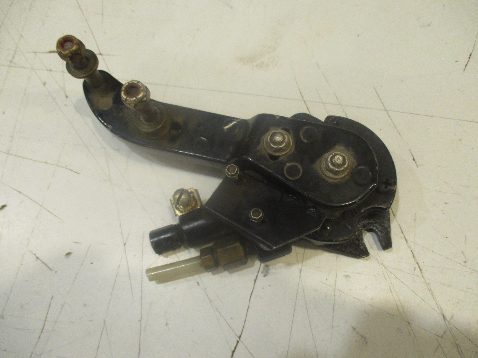 48165A5 Mercruiser Marine Boat Stern Drive Reverse Lock Valve Assembly