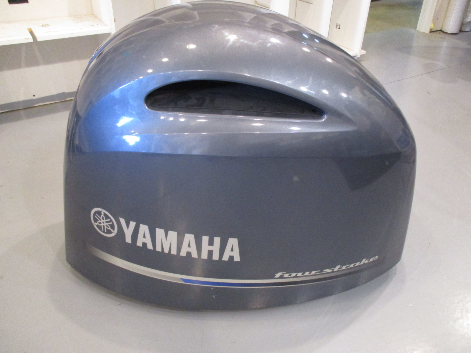 thumbnail image 2 of SBU 600 Denier Outboard Motor Cover – Fits 50 HP To 115 HP 4-Stroke – Blue 2 of 4