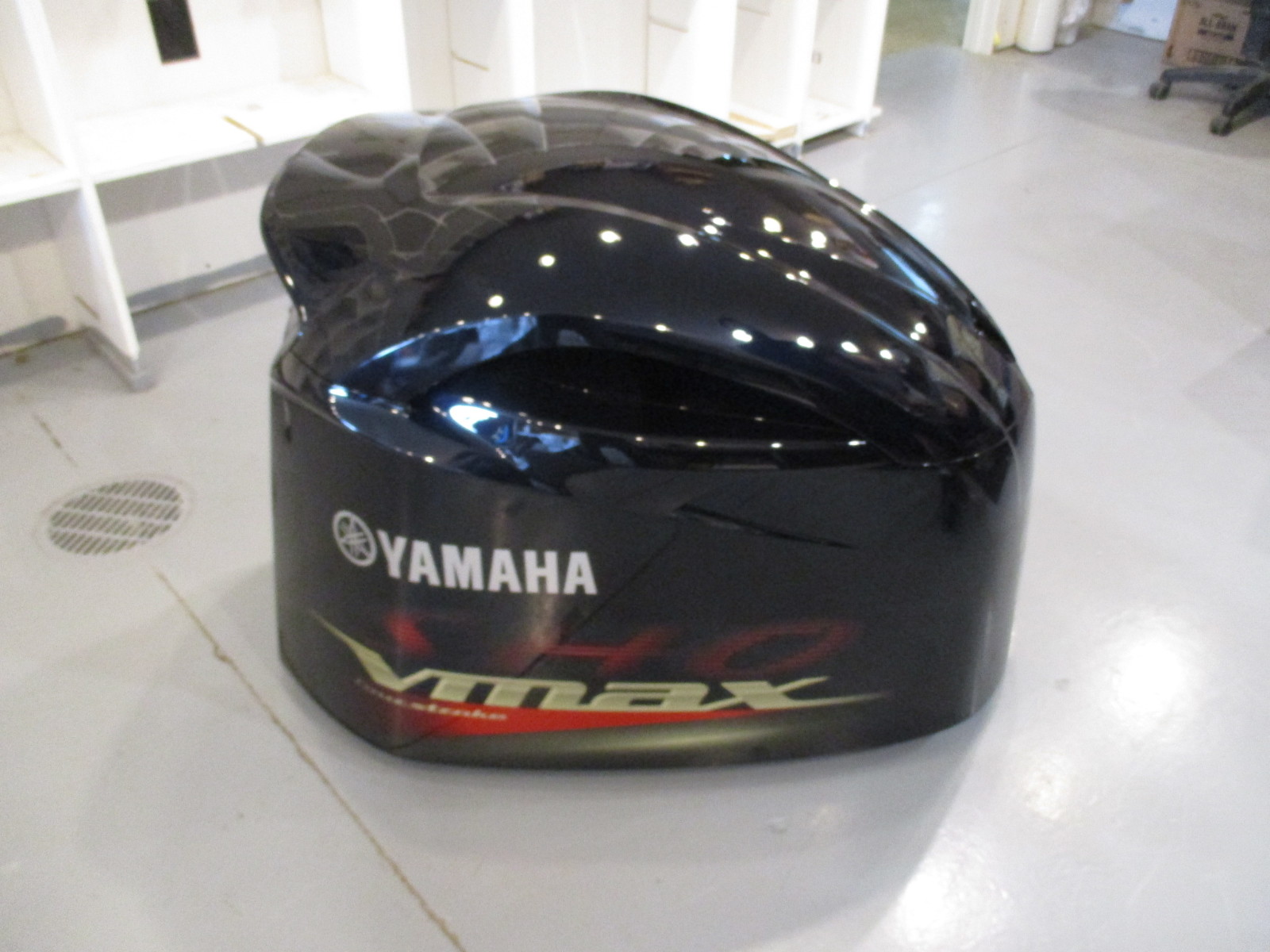 6CB4261004 Yamaha Outboard Top Engine Motor Cover Cowl 250 VMAX Four