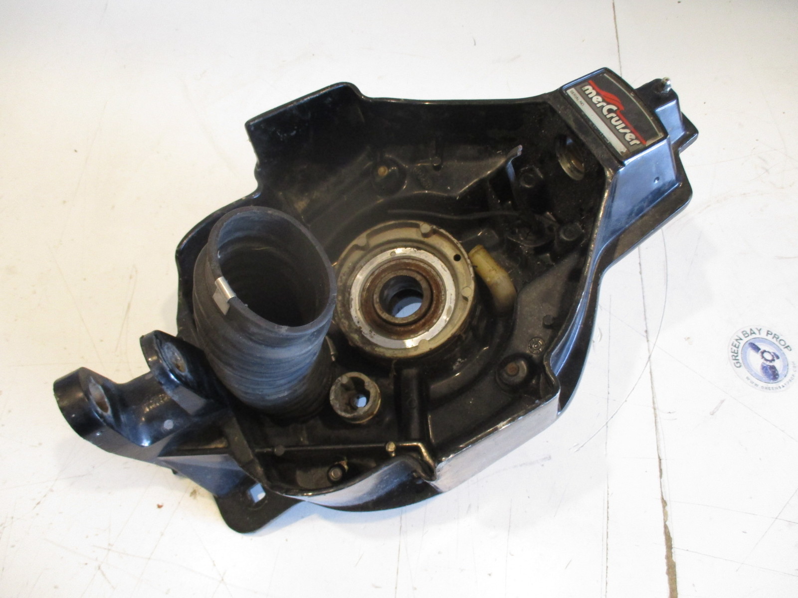 42260A6 Mercury Mercruiser Alpha 1 Gimbal Housing 4 6 8 Cylinder 4 Bolt