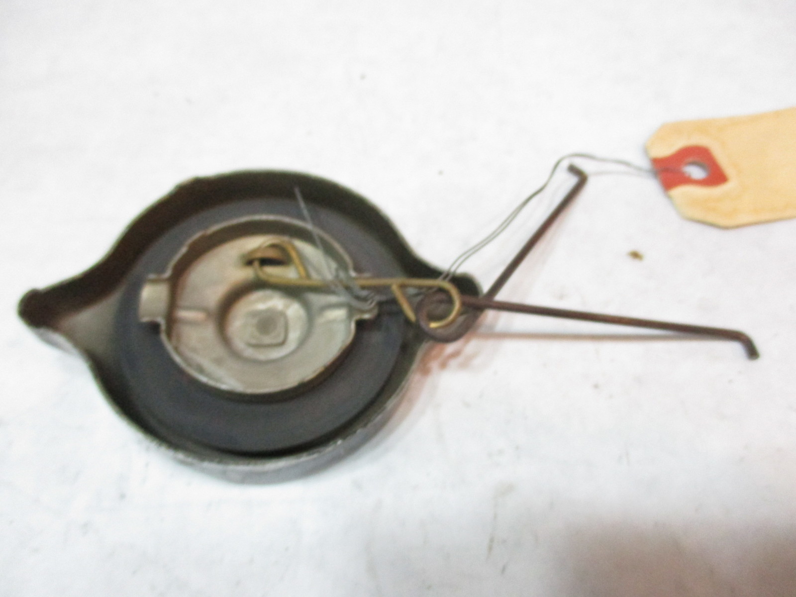 388938 Vintage OMC Metal Gas Cap Evinrude Johnson Fuel Tank Green Bay