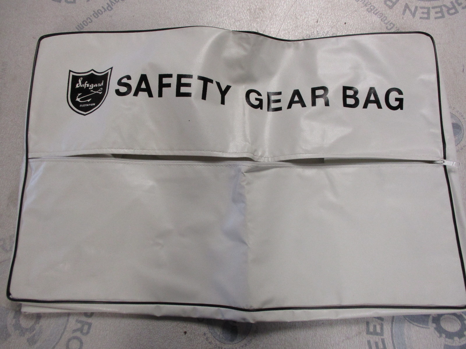 Quicksilver 67835020 Small Safety Gear Bag Green Bay Propeller