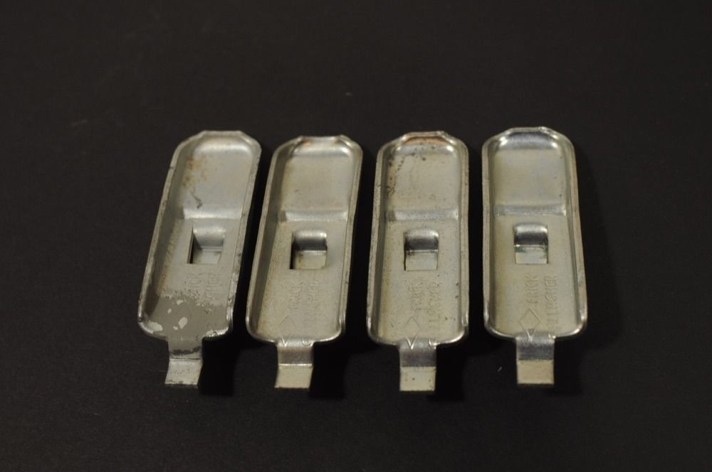 Lot of 50 shelf clips for Republic / Pacific / Frick Gallagher Shelving