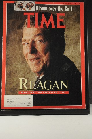 Time Magazine Nov 5 1990 Reagan: Memoirs: An American Life; Iraq War