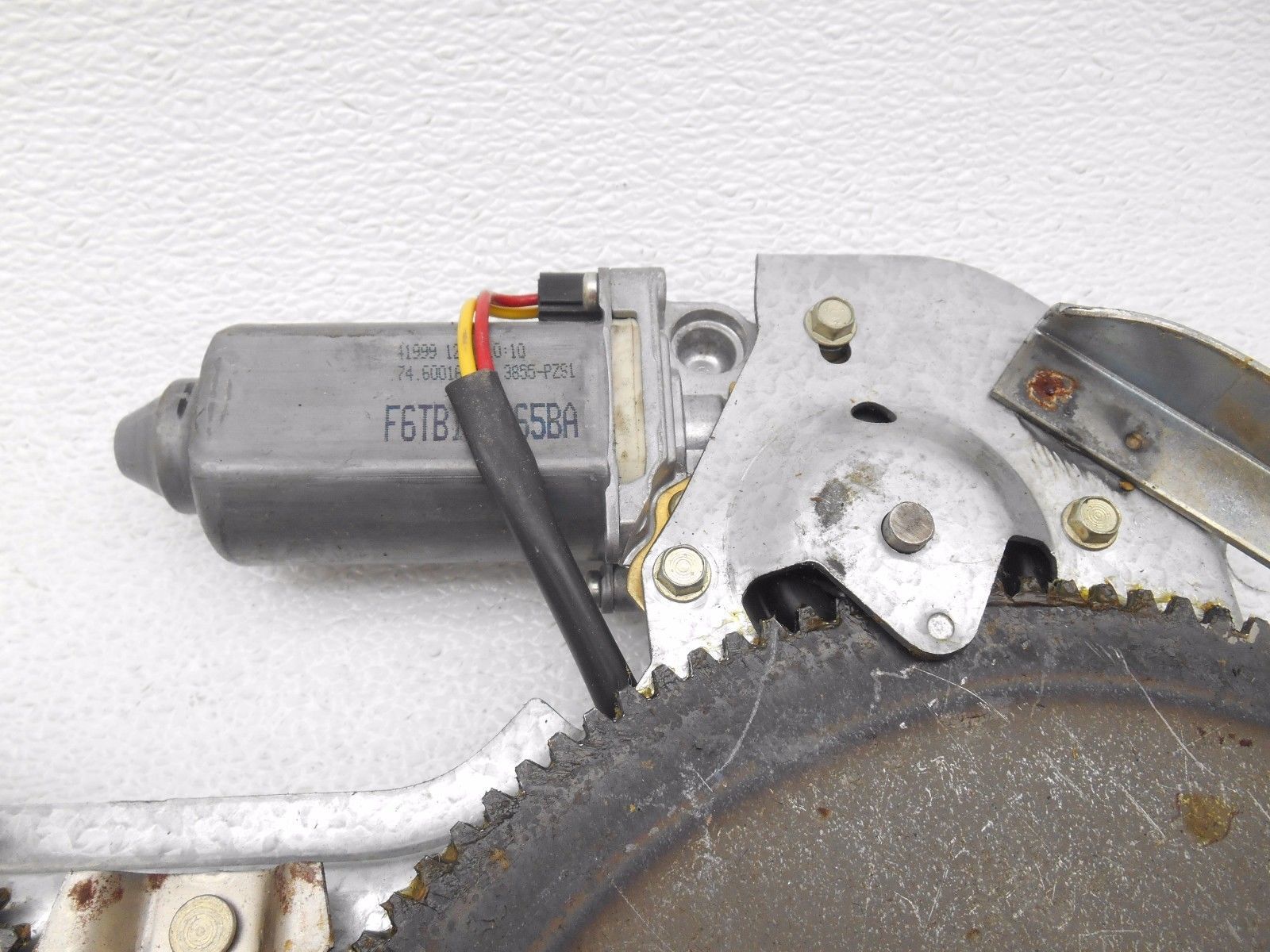 NOS GENUINE OEM 19801996 FORD BRONCO ELECTRIC REAR WINDOW REGULATOR