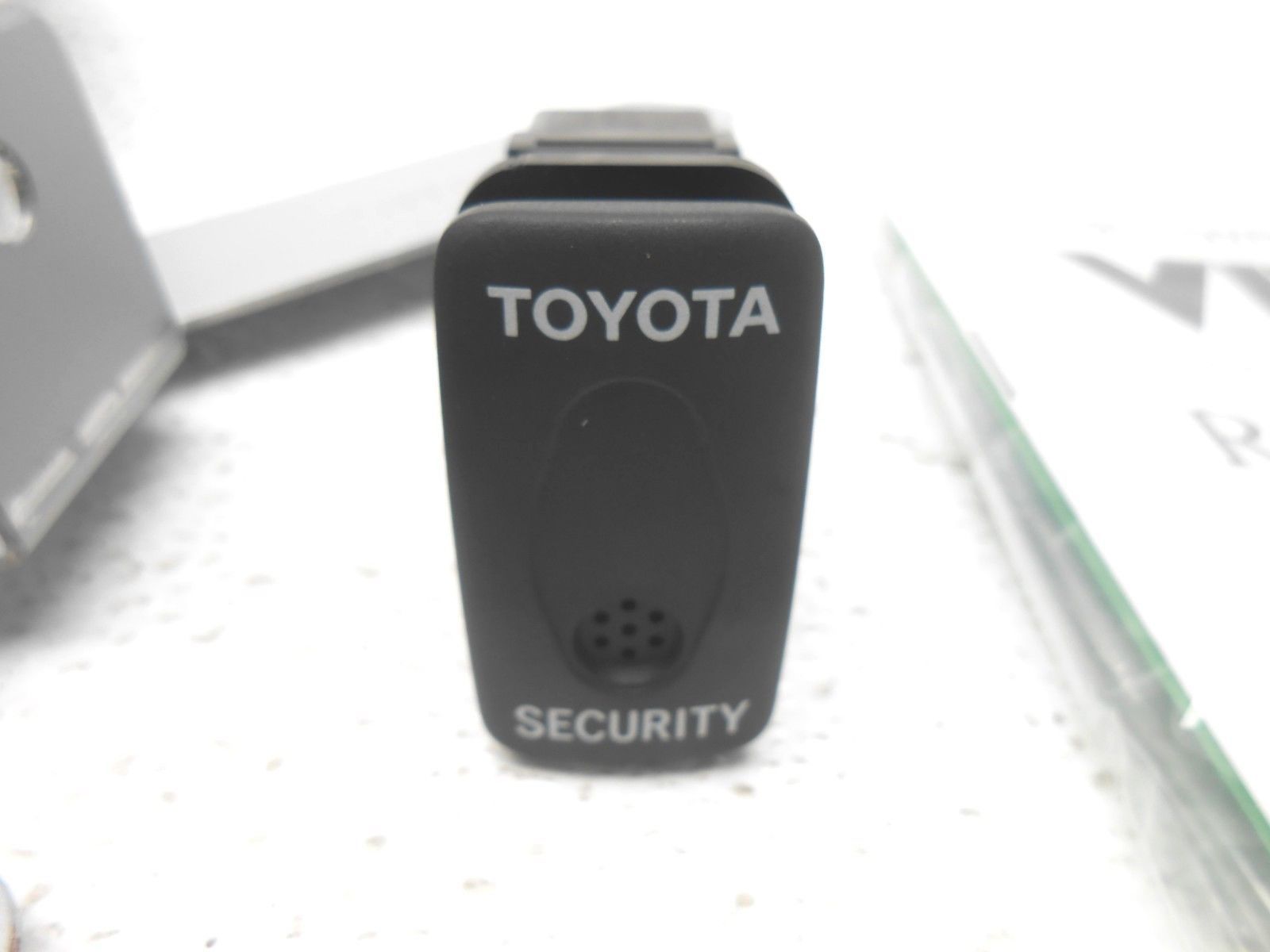 Nice OEM Toyota Fj Cruiser Alarm System RS3200 Plus 20072009 eBay