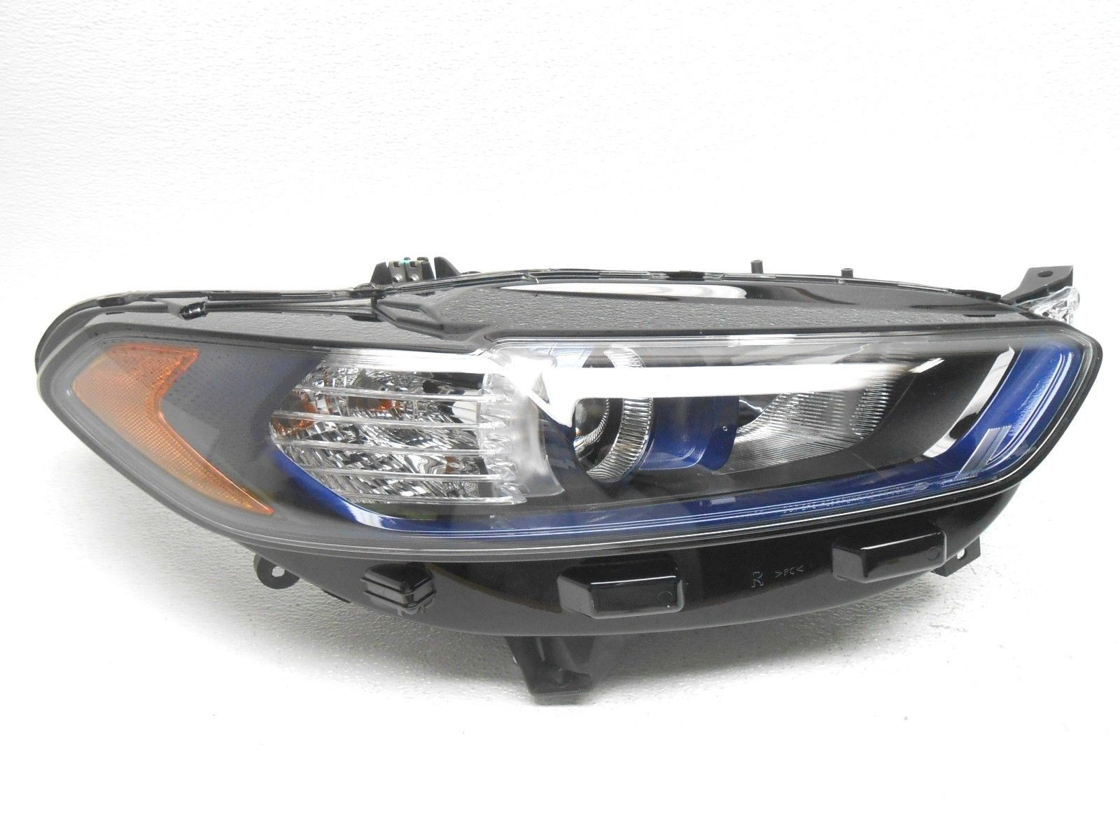 OEM 20132015 Ford Fusion Left/Right Halogen Headlamp Headlight Blue