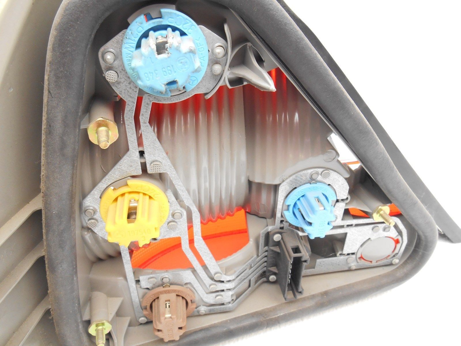 OEM Right Taillight Tail Lamp Mercedes Benz SlK230 Slk320 98 99 00 eBay