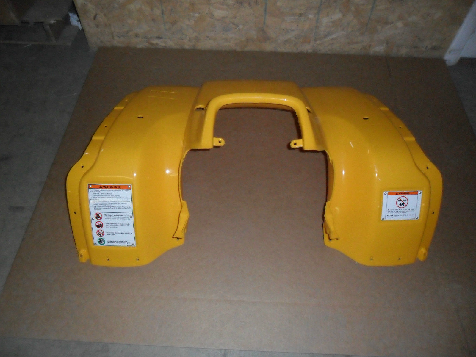 NEW OEM HONDA TRX400 FOREMAN 400 ATV 4 WHEELER FRONT FENDER PLASTIC 97