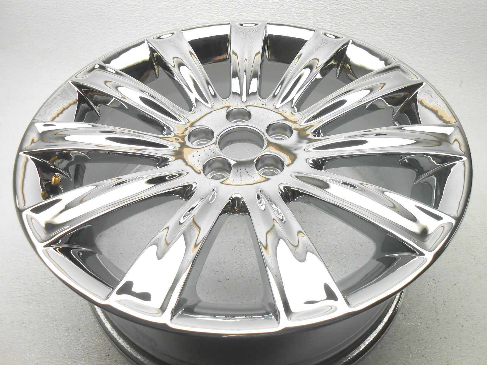 New OEM 20112015 Lincoln MKS MKX 20" 11 Spoke Polished Wheel Rim eBay