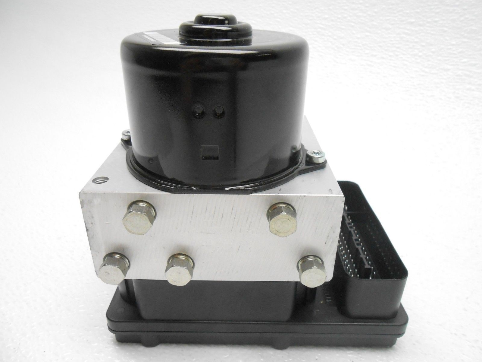 New OEM Nissan Frontier ABS Anti Lock Brake Pump 20052009 eBay