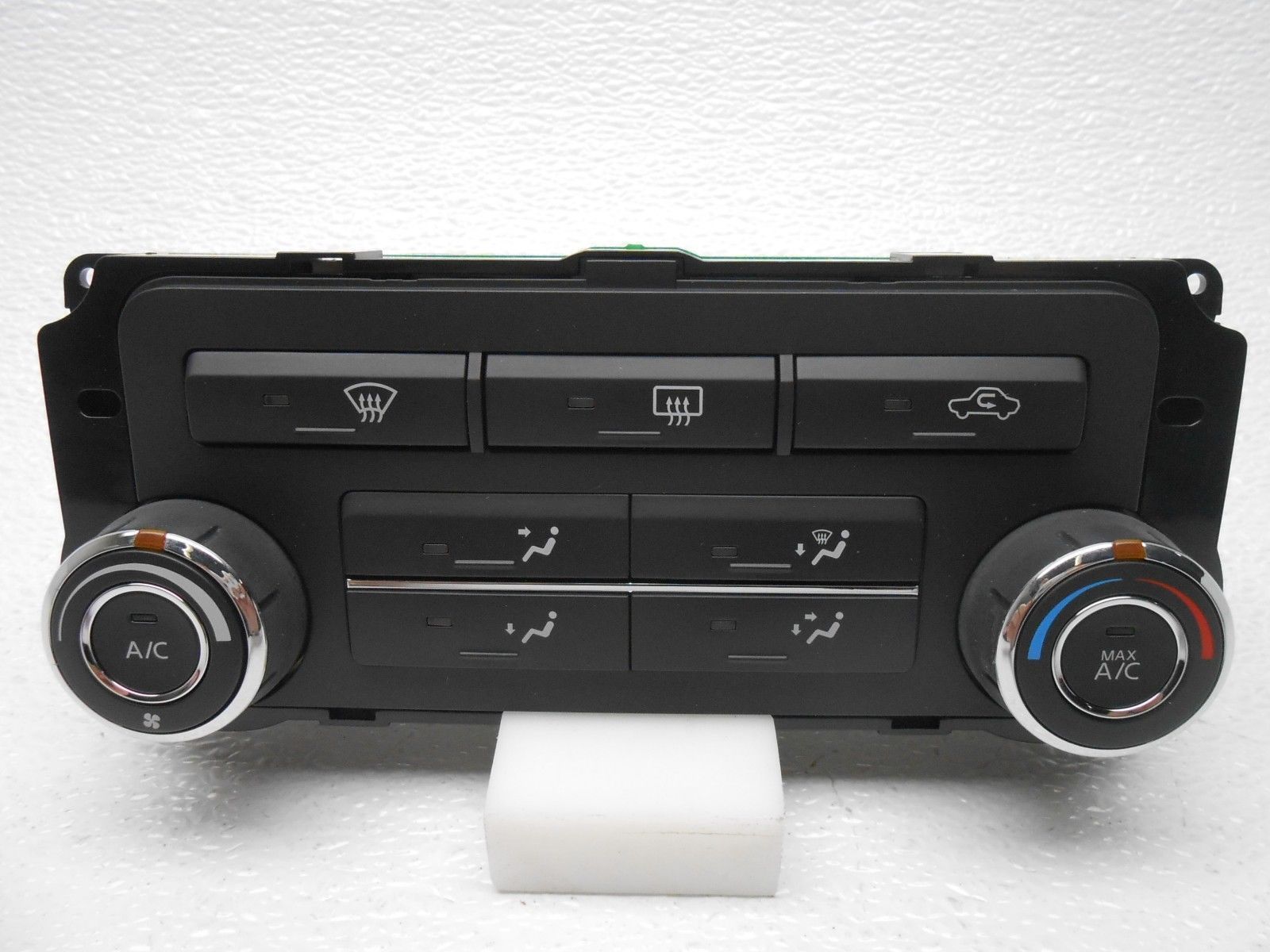 New OEM 20082011 Nissan Titan A/C Heater Temperature Control