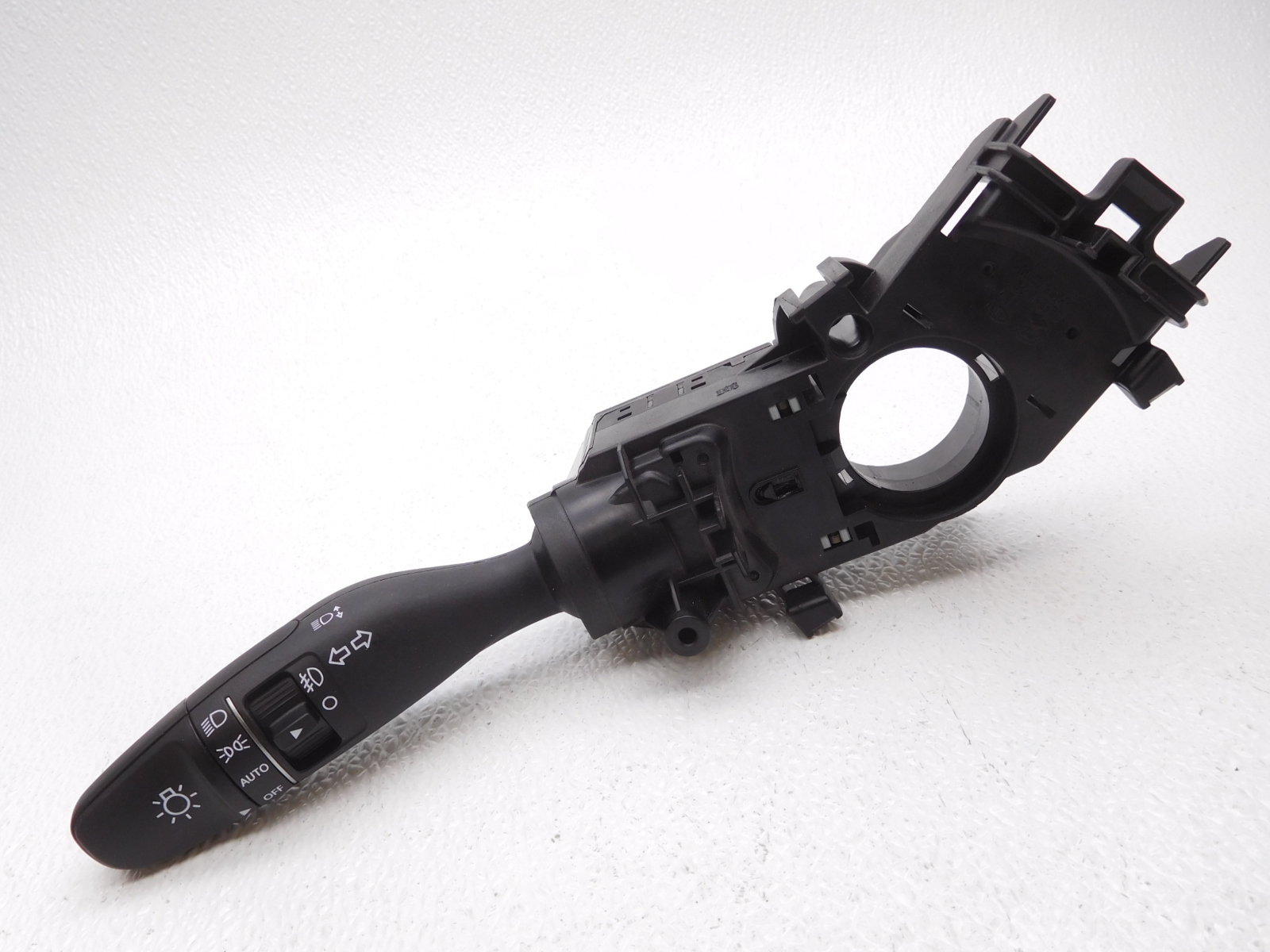 OEM Hyundai Santa Fe Turn Signal and Headlight Column Switch Alpha