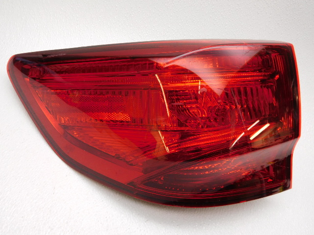 Nice Oem Left Tail Light Quarter Panel Mount Acura Mdx Minor Lens 74 97