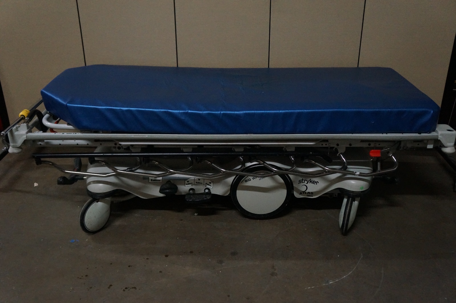 Stryker Big Wheel ATLAS 660 Bariatric Medical Stretcher Gurney 660LB eBay