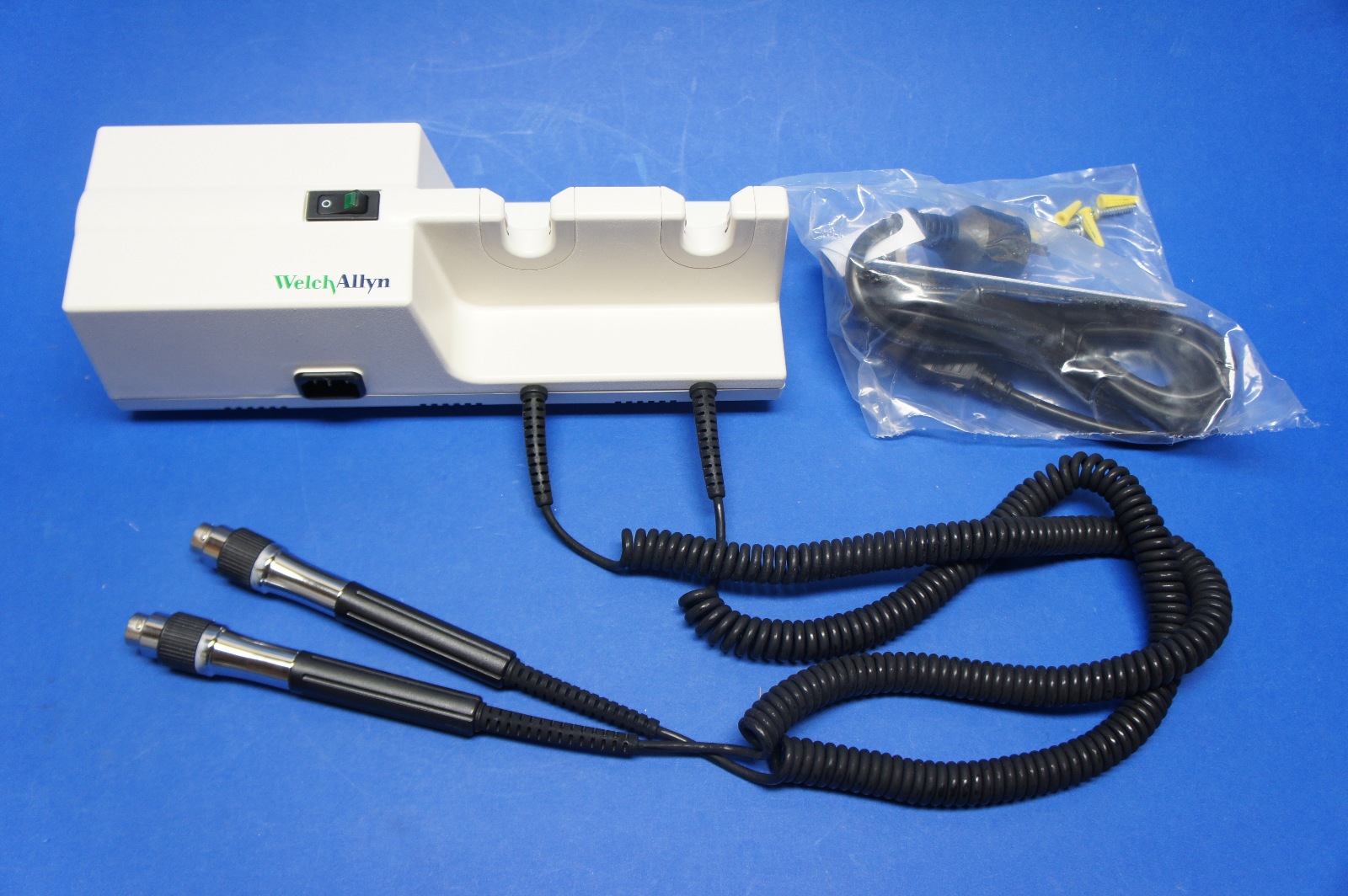 Welch Allyn 767 Diagnostic Otoscope Ophthalmoscope Therm Wall System