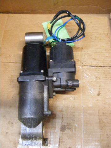 Suzuki DF 90-115 Power Tilt Trim Motor 38100-92J01 Cylinder 48400-90J00