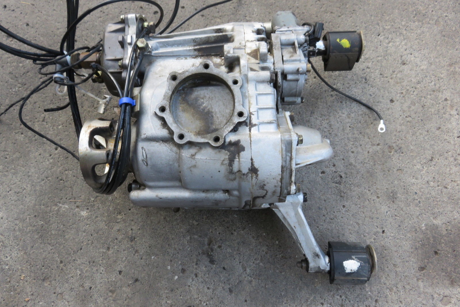 02 Mercedes W463 G500 transfer case S Auto Parts