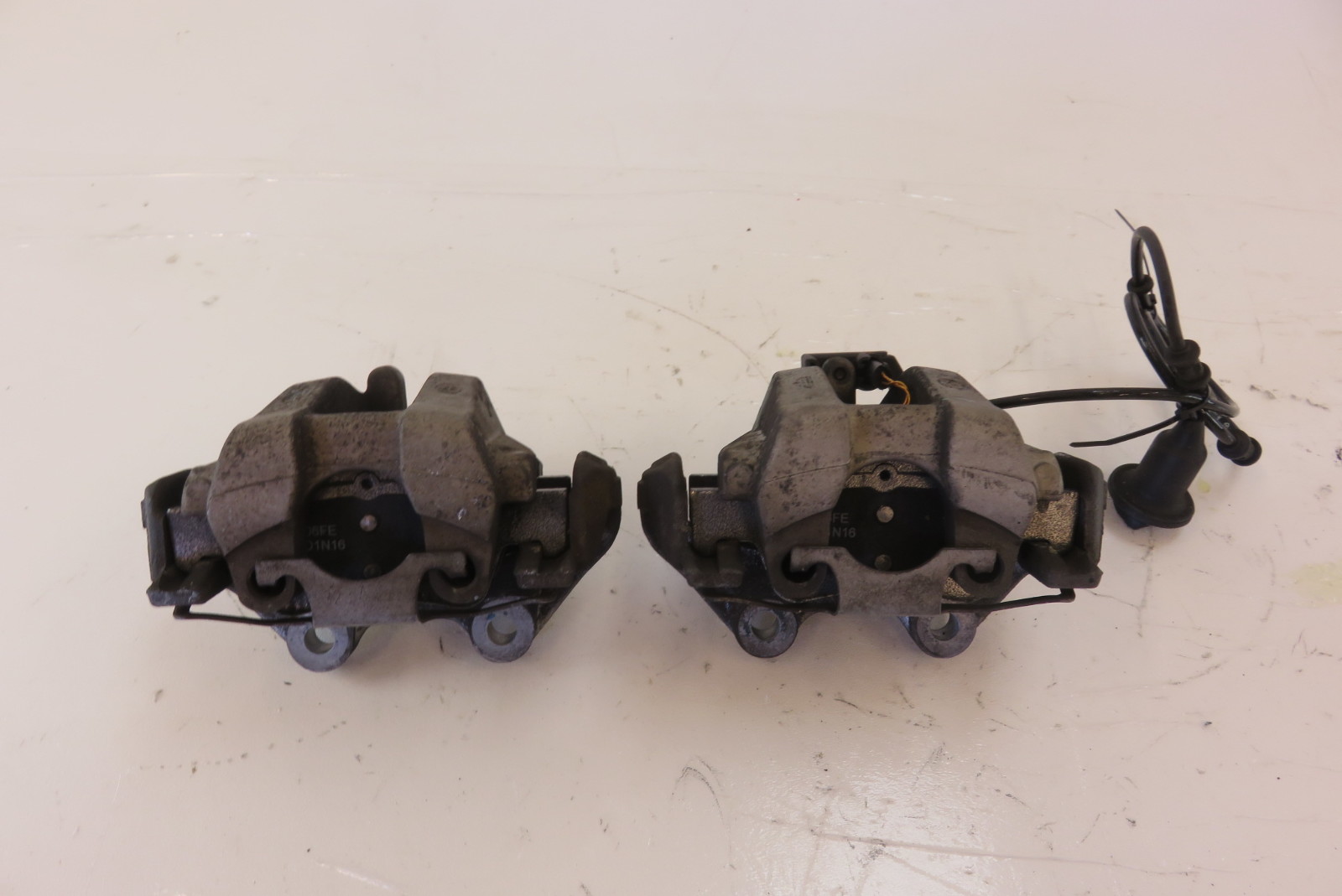 03 Mercedes W220 S500 S430 brake calipers, rear, left and right S