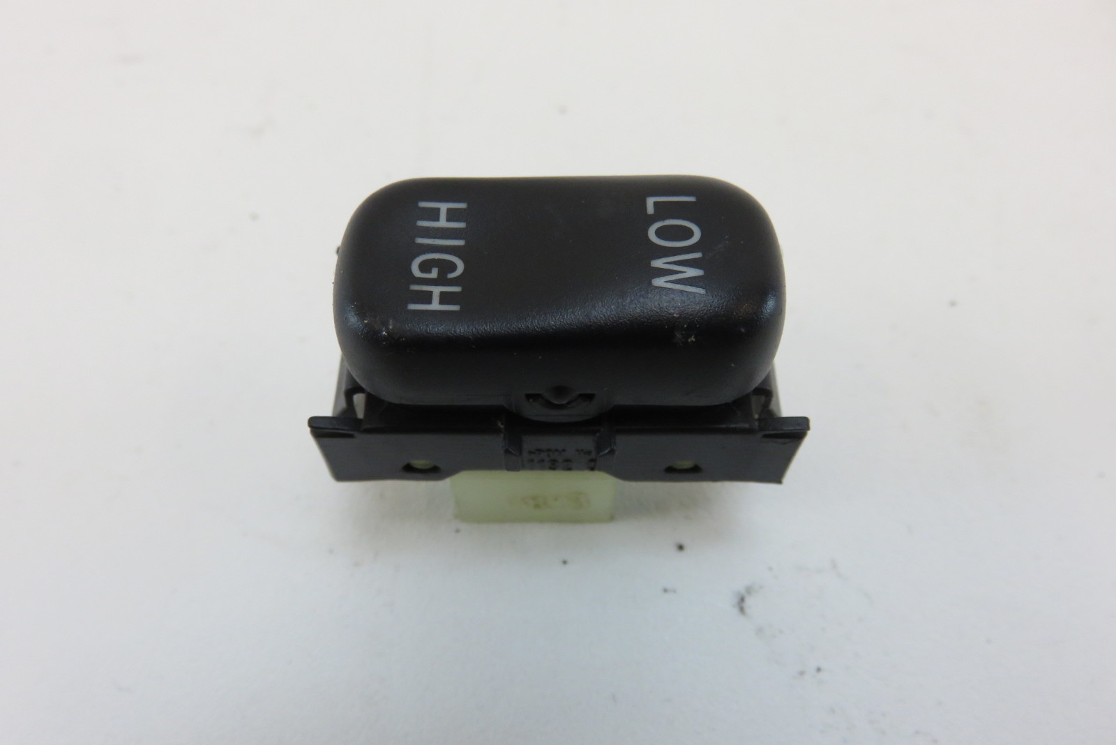 Mercedes W463 G500 G55 switch, transfer case high low, 4638202110 S