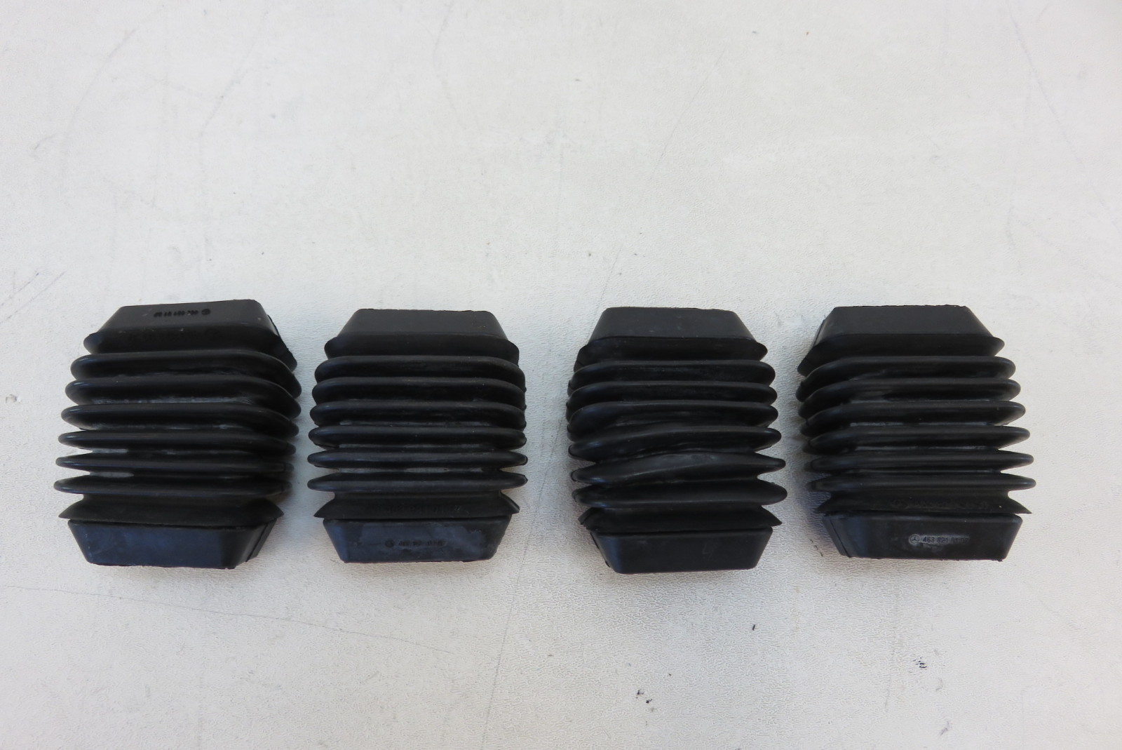 Mercedes W463 G63 G550 wire shield set (4), door wiring boots