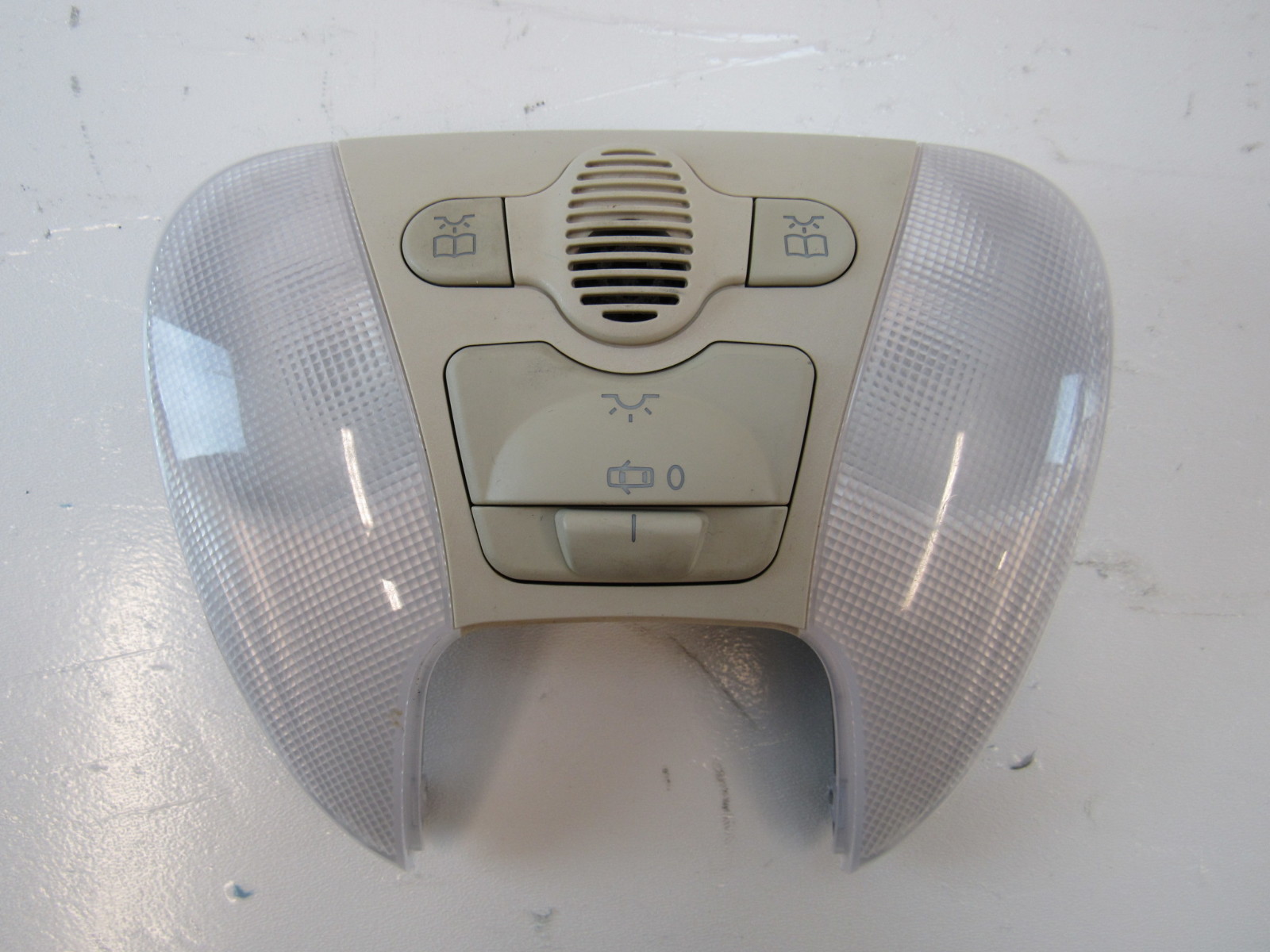 Mercedes R230 SL55 SL500 light, dome lamp beige 2308201301 S Auto Parts