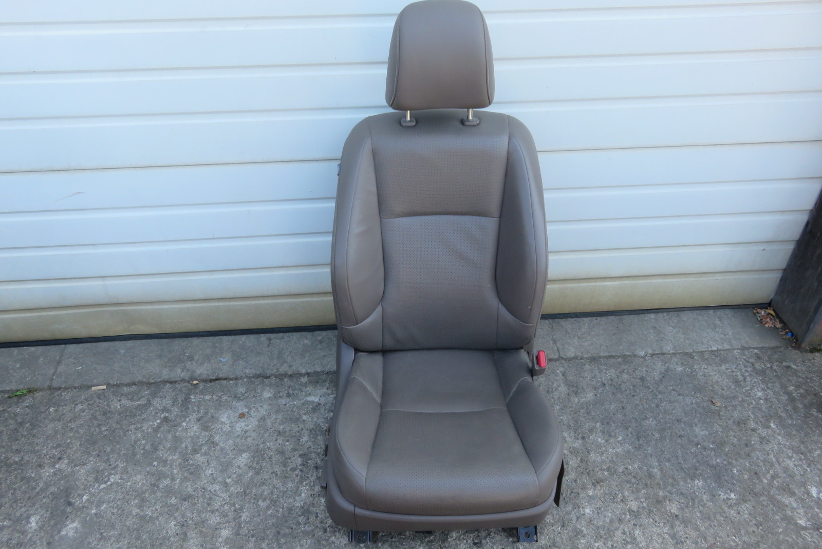 12 Lexus GX460 seat brown sepia right front S Auto Parts