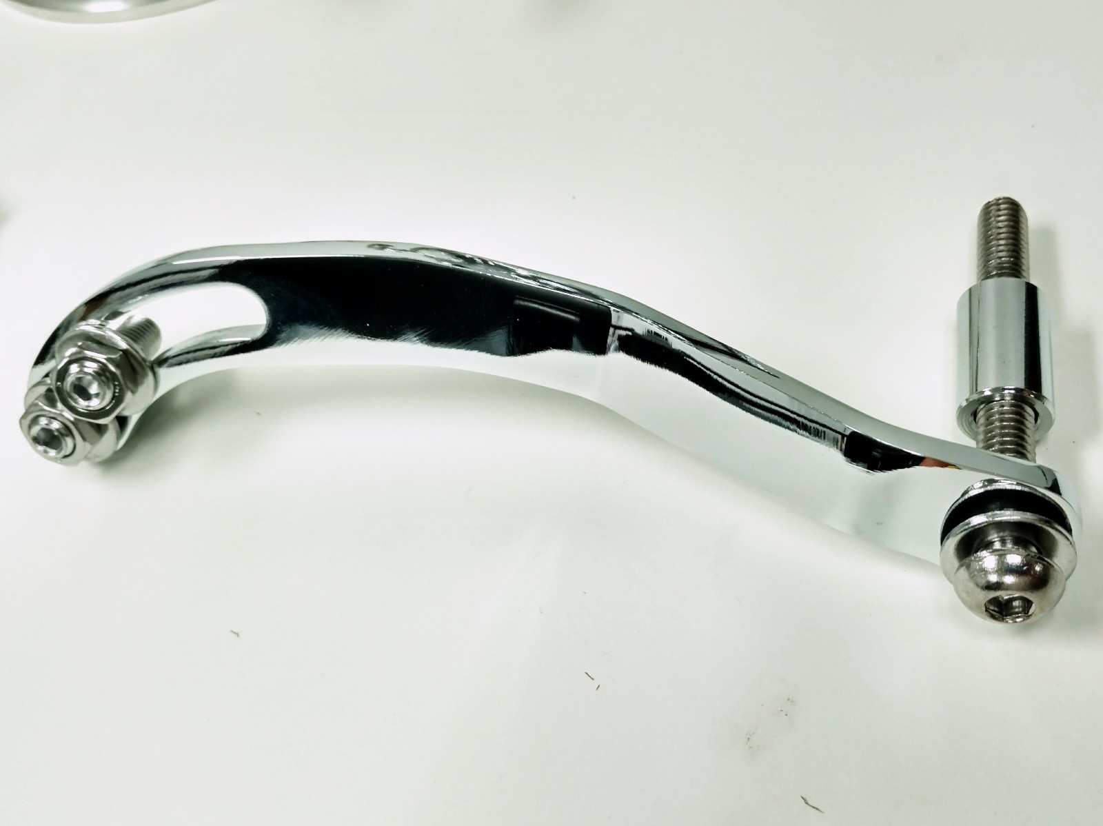 SBC Chevy Chrome Saginaw Style Power Steering Pump w/ Bracket & Chrome