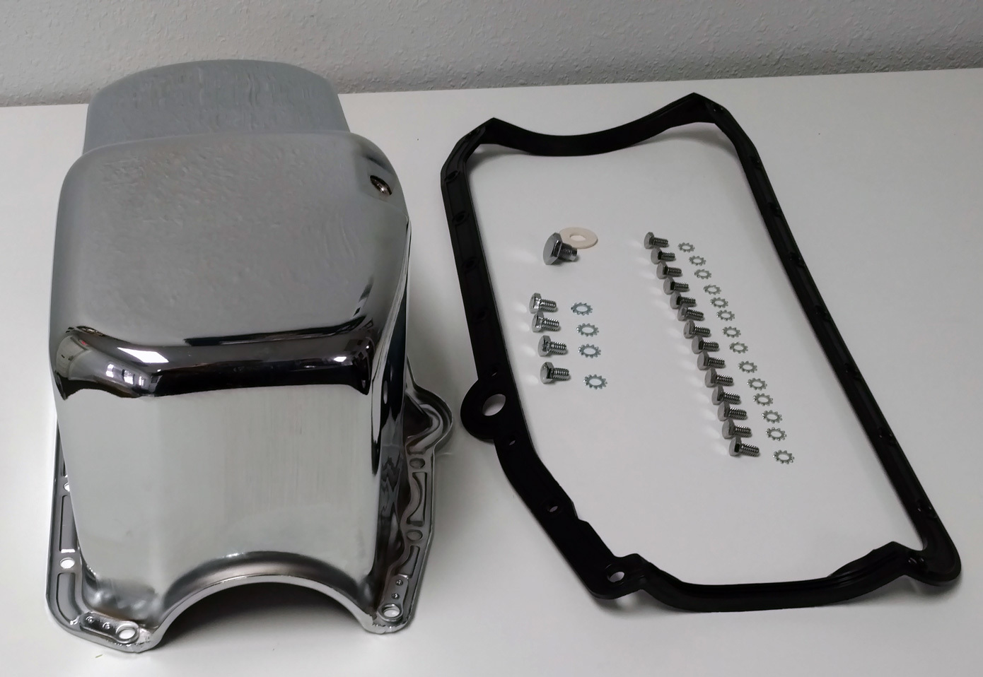 SB Chevy SBC Chrome Oil Pan W/ Bolts & Gaskets 4qt 283 327 307 350 400