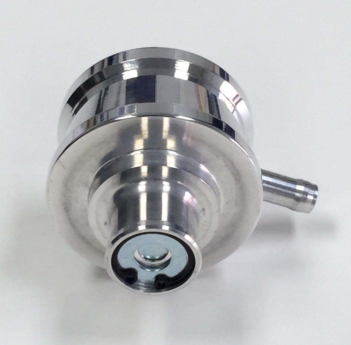 Hot Rod Polished Round Smooth Valve Cover PCV Breather W/ Grommet