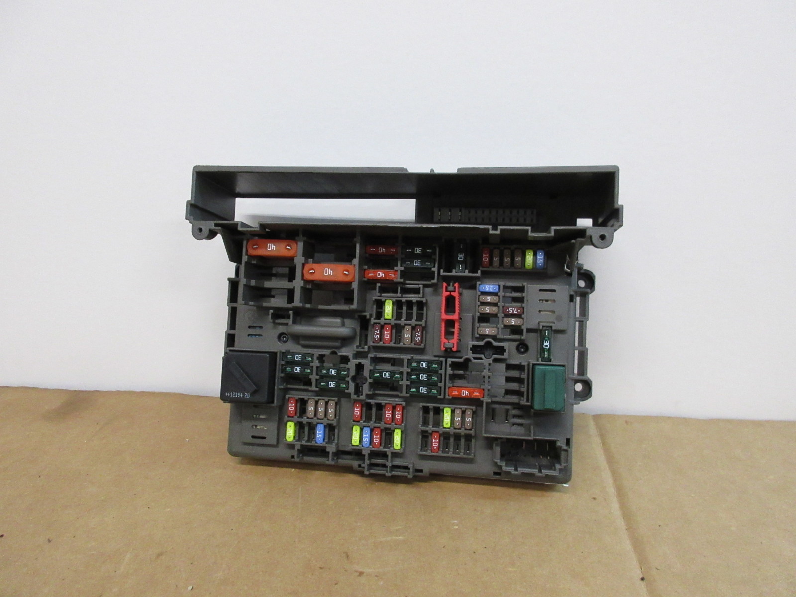 2013 BMW 335is 335i E92 Power Distribution Fuse Relay Box ... e92 335i fuse box 