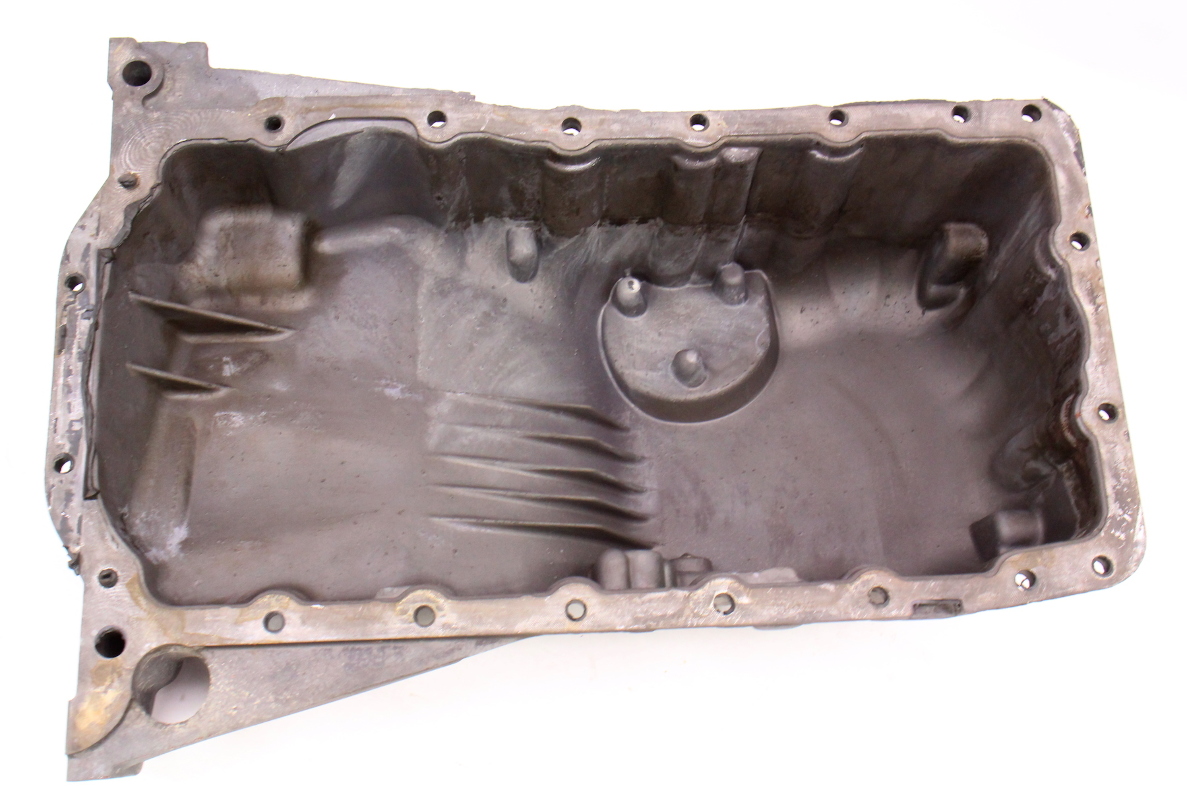 Genuine VW Oil Pan 1.8T 0205 VW Passat B5.5 w/o Sensor 06B 103 603