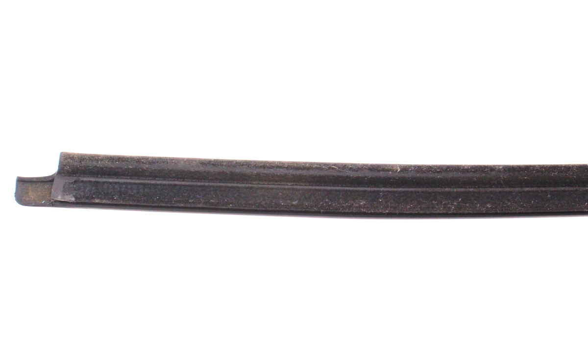 LH Front Outer Window Scraper Seal Trim Moulding 9296 VW Eurovan T4