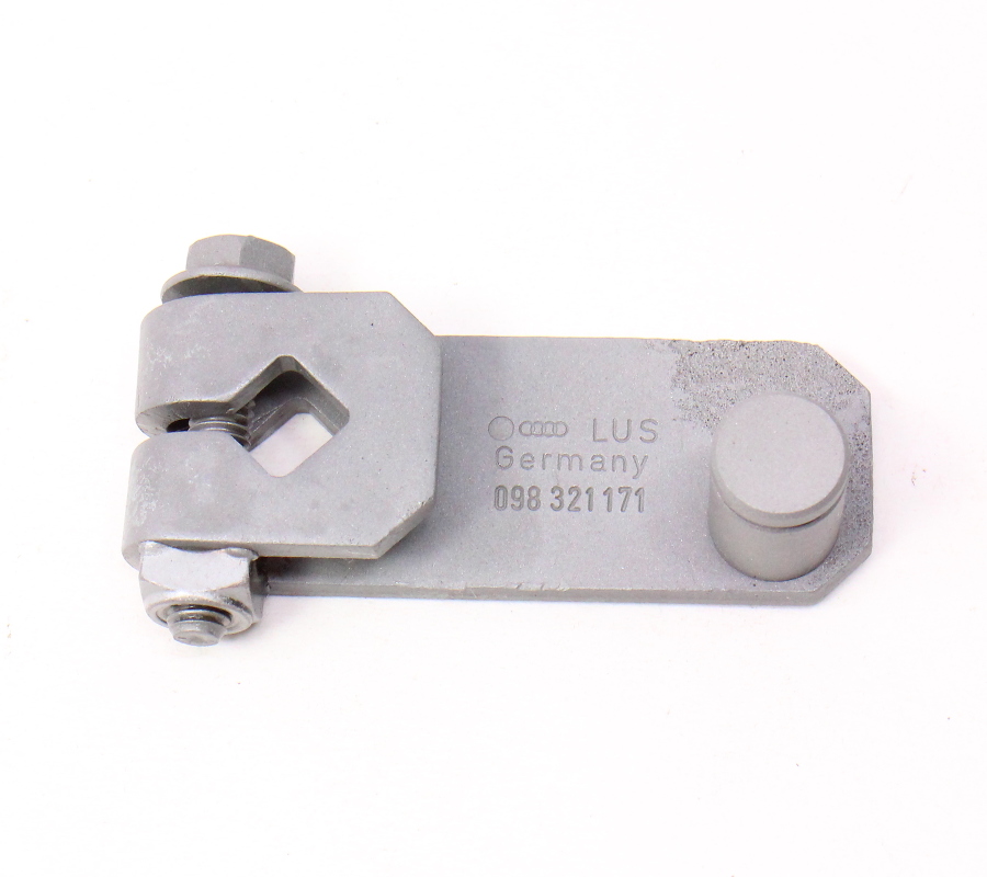 Transmission Shifter Cable Mount Bracket 9296 VW Eurovan 2.5 T4 098