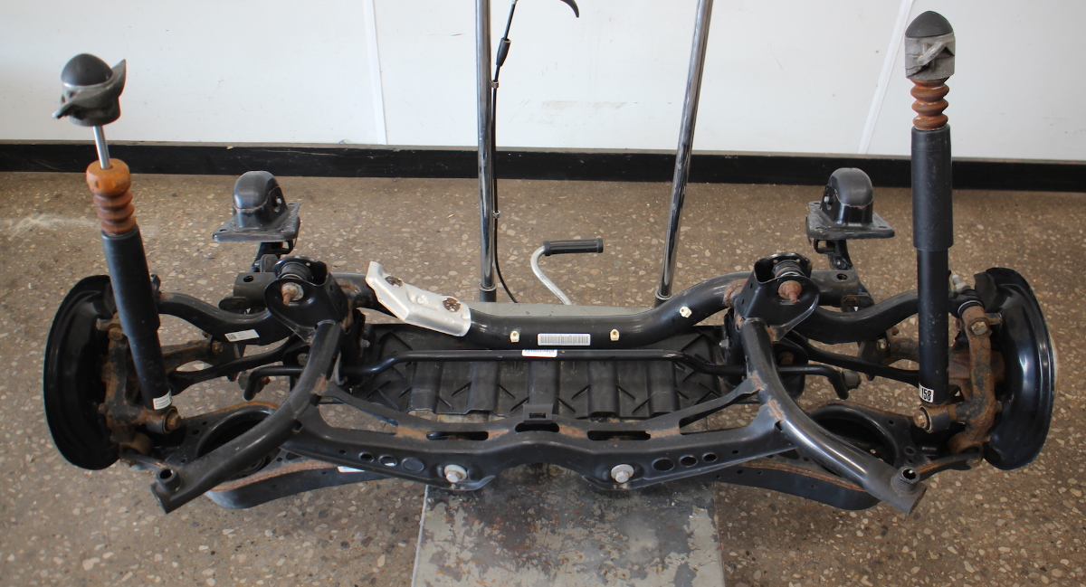 Independent Rear Suspension Sub Frame IRS 1118 VW Jetta MK6 Sedan