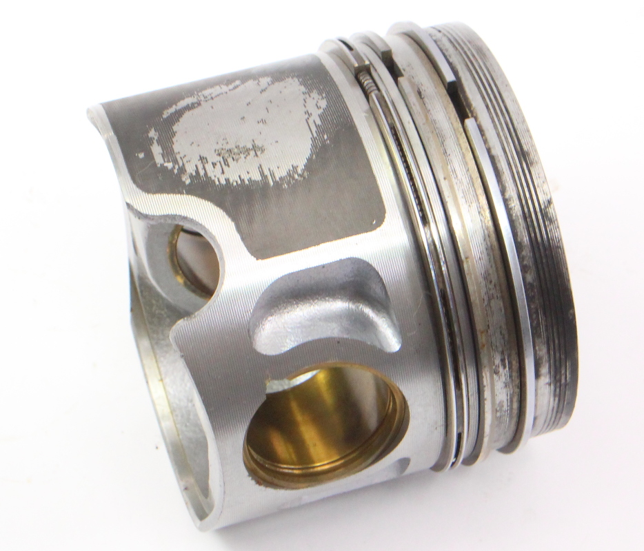 Piston 0405 VW Jetta Golf MK4 Beetle 1.9 TDI BEW 3 / 4 Genuine