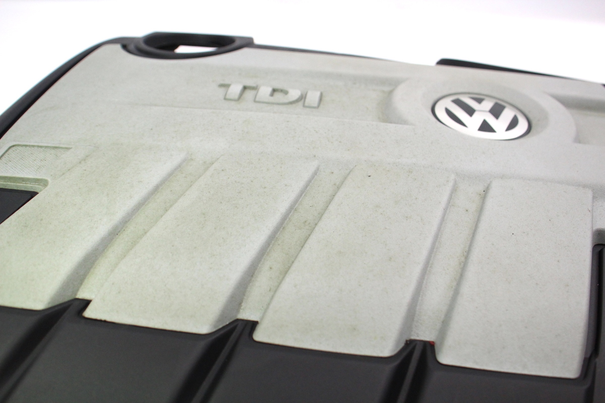 Engine Cover 0914 VW Jetta Golf Passat TDI Diesel Genuine 03L 103