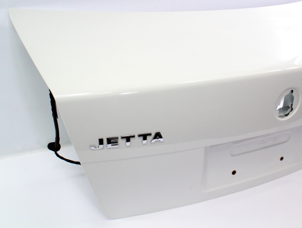 Trunk Lid Deck Boot w/ Lip 9905 VW Jetta MK4 Boot LA9B Cool White