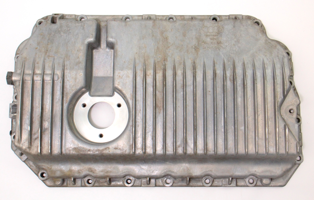 Oil Pan 0511 Audi A4 A6 BKH 3.2 V6 Genuine 06E 103 604 G