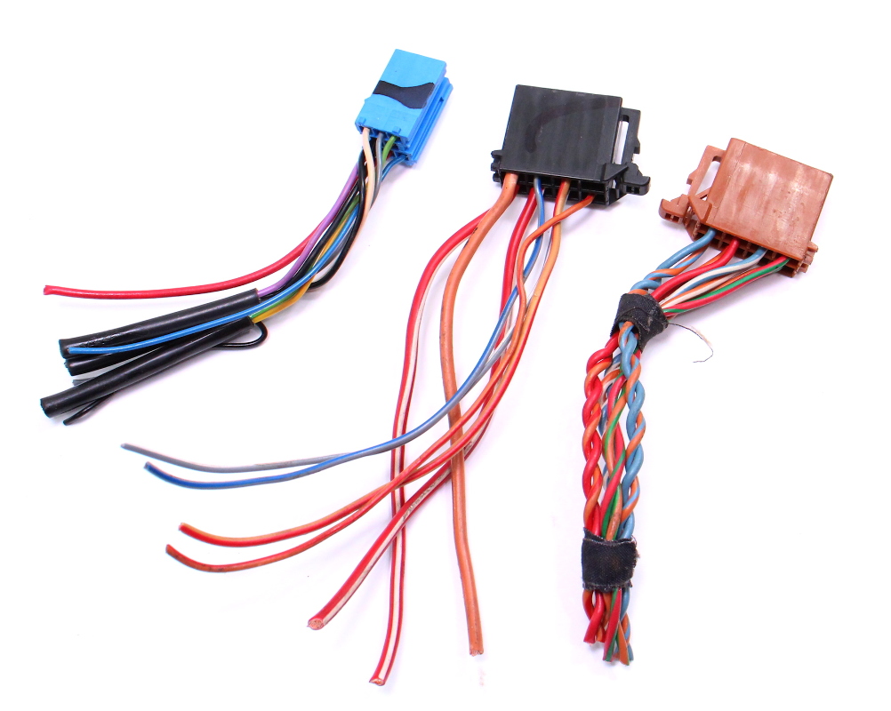 Radio Head Unit Wiring Connectors Plugs Pigtails 99-01 VW Jetta Golf