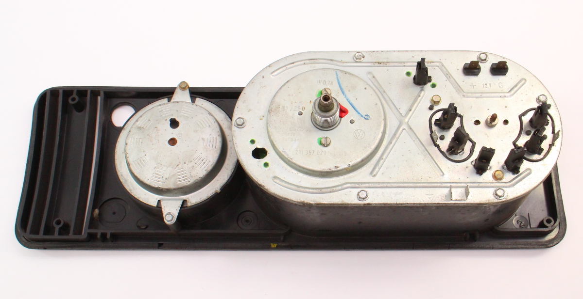 Gauge Cluster Speedometer 1970 VW Bus Transporter Bay Window T2 211