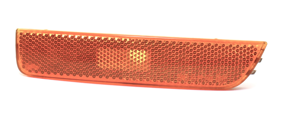 LH Front Bumper Side Marker Light 0105 VW Passat B5.5 Genuine 3B0