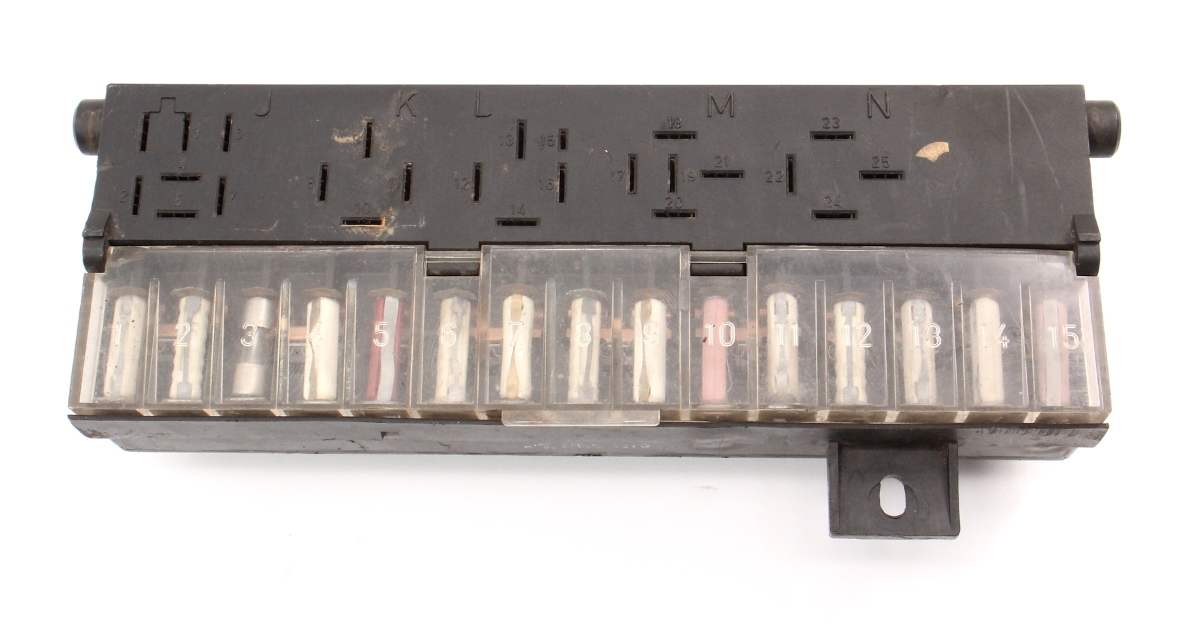 Fuse Box Relay Panel 75-80 VW Rabbit Scirocco Early Mk1 Dasher - 171