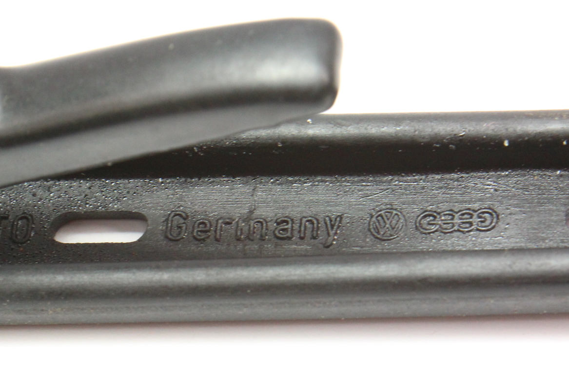 NOS LH Door Handle & Keys 8592 VW Jetta Golf GTI MK2 Genuine 813