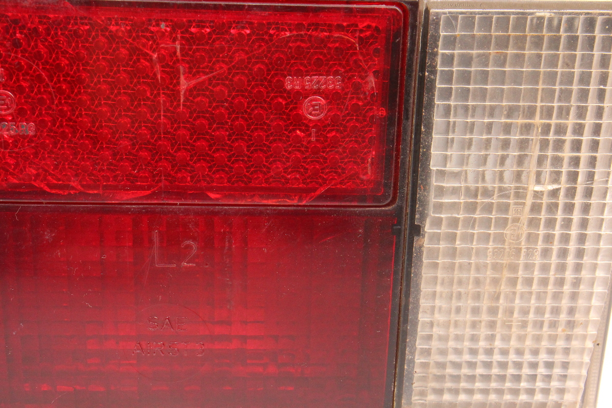 LH Tail Light VW Rabbit MK1 Cabriolet Small Style Taillight Lamp 171
