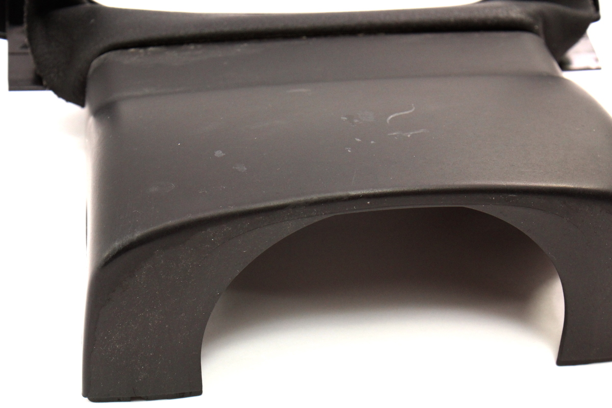 Upper Ignition Steering Column Surround Cover 9905 VW Jetta Golf GTI