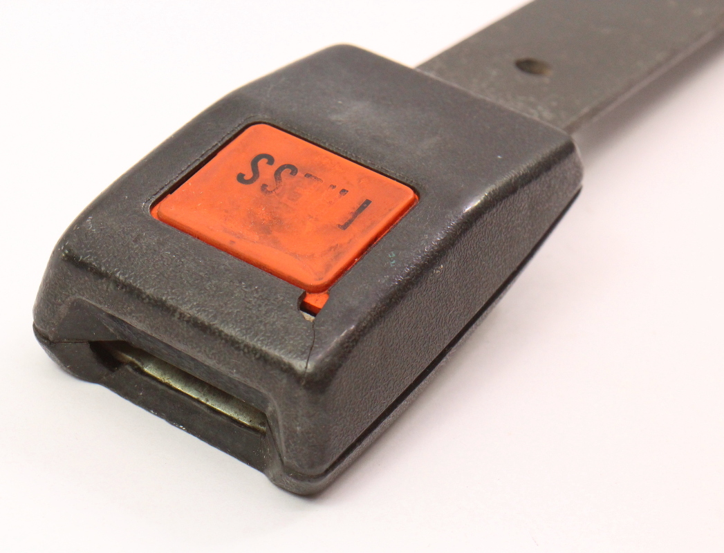 Front Seat Belt Seatbelt Receiver Buckle Latch 8083 VW Vanagon T3 251