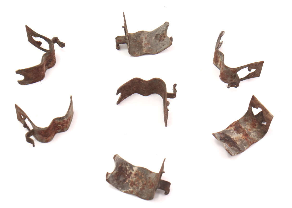 Hub Cap Hubcap Retaining Clips 7584 VW Rabbit Jetta Pickup MK1 321