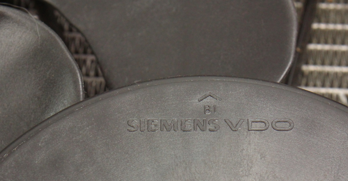 Radiator & Cooling Fans 1014 VW Jetta Sportwagen Diesel TDI 1K0 121